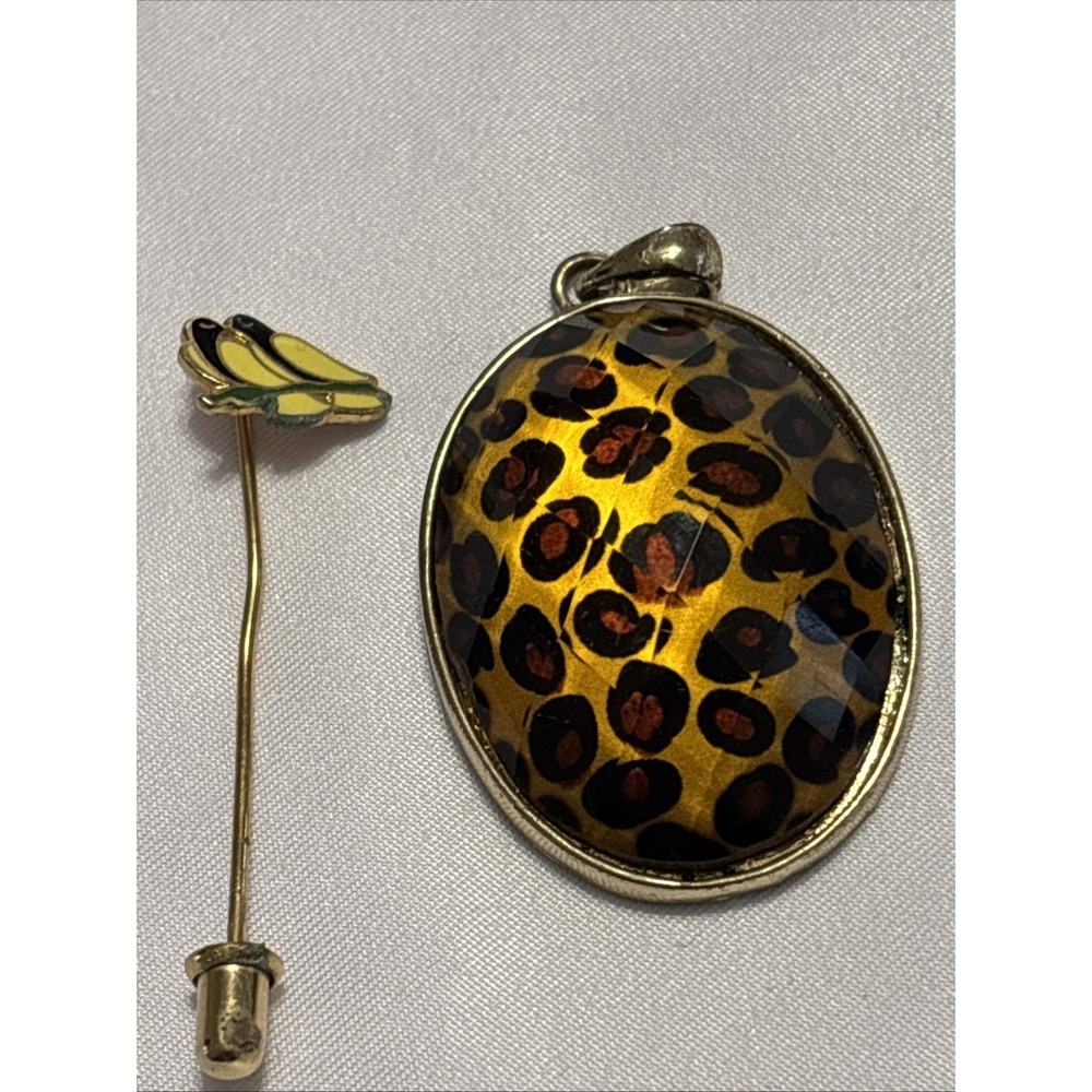 Leopard Print Pendant Gold Tone Oval + Enamel Bird Stick Pin Vintage Lot